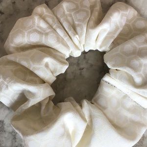 Cream white hexagon honeycomb scrunchie Ponytail